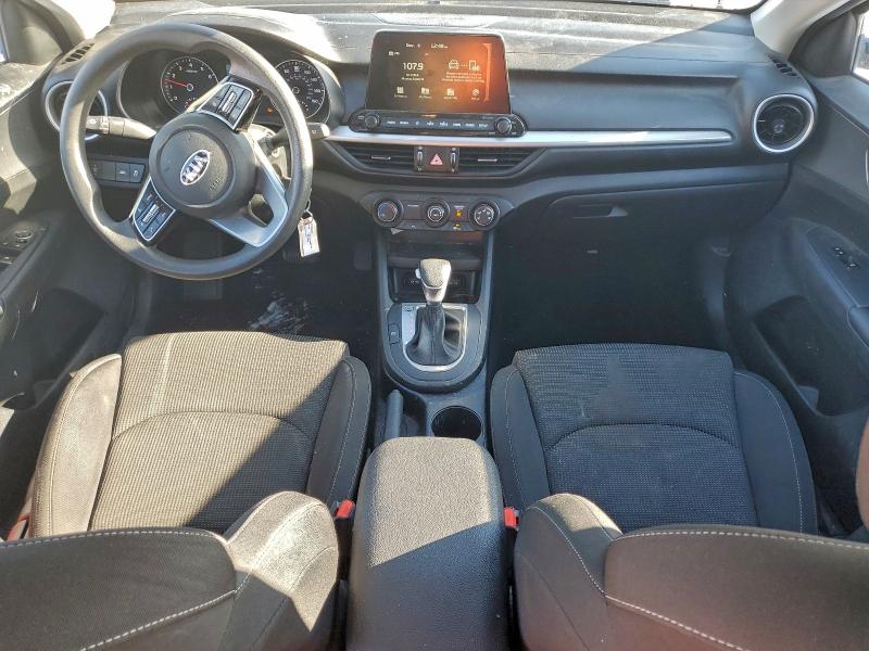 Фото 8 - KIA FORTE