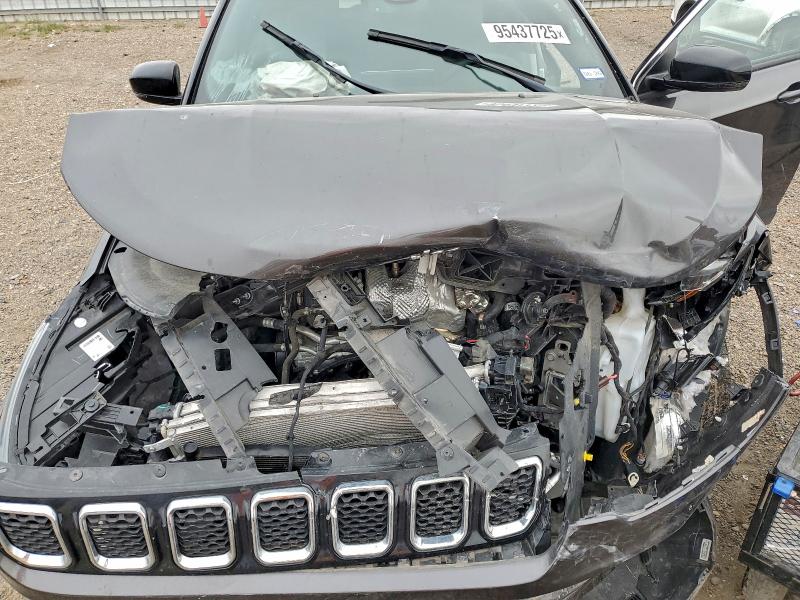 Фото 11 - JEEP COMPASS