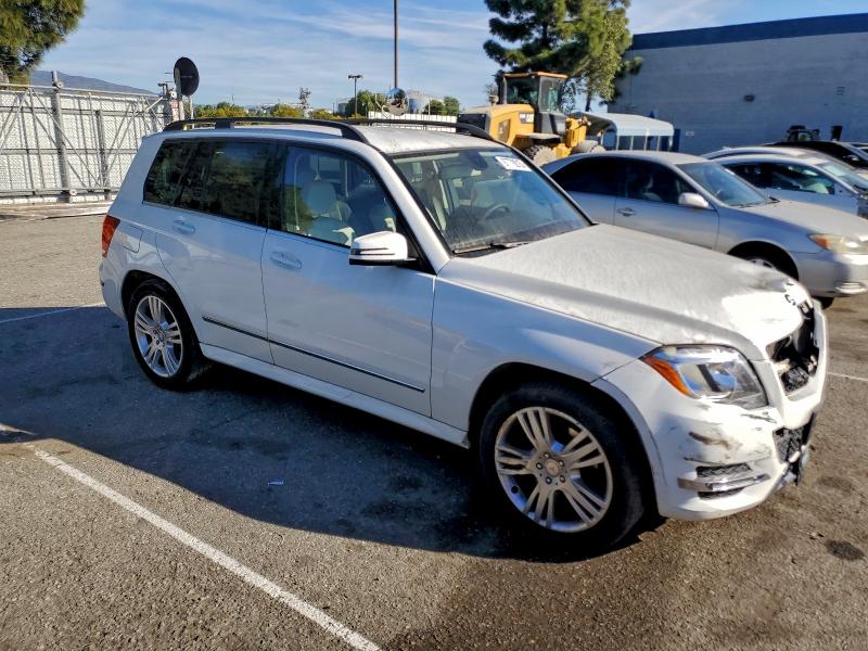 MERCEDES-BENZ GLK-CLASS 2015 VIN WDCGG5HB9FG376137