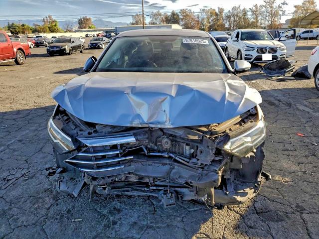 Фото 5 - VOLKSWAGEN JETTA