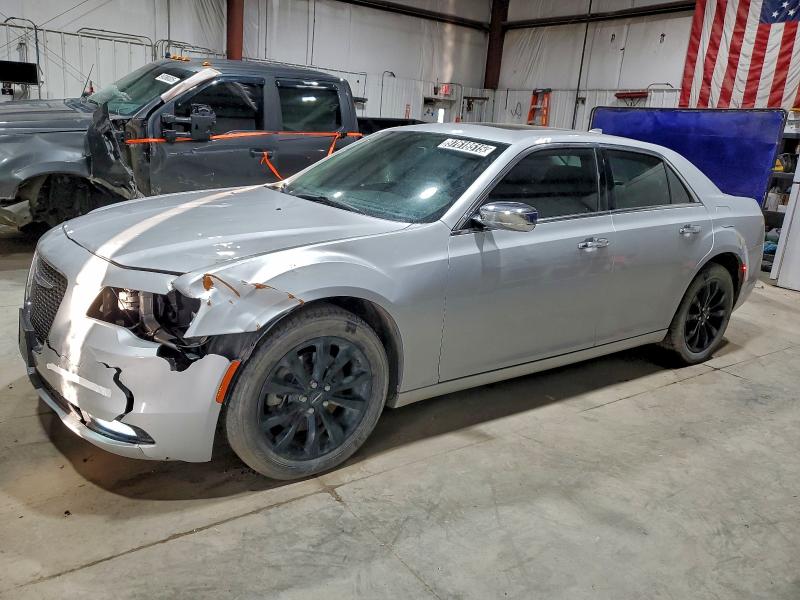 Фото 1 - CHRYSLER 300