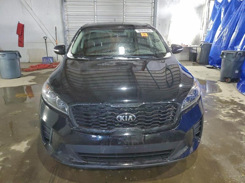 Фото 5 - KIA SORENTO