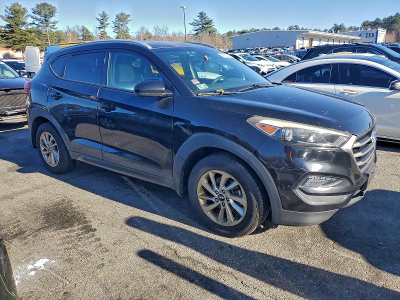 Фото 4 - HYUNDAI TUCSON