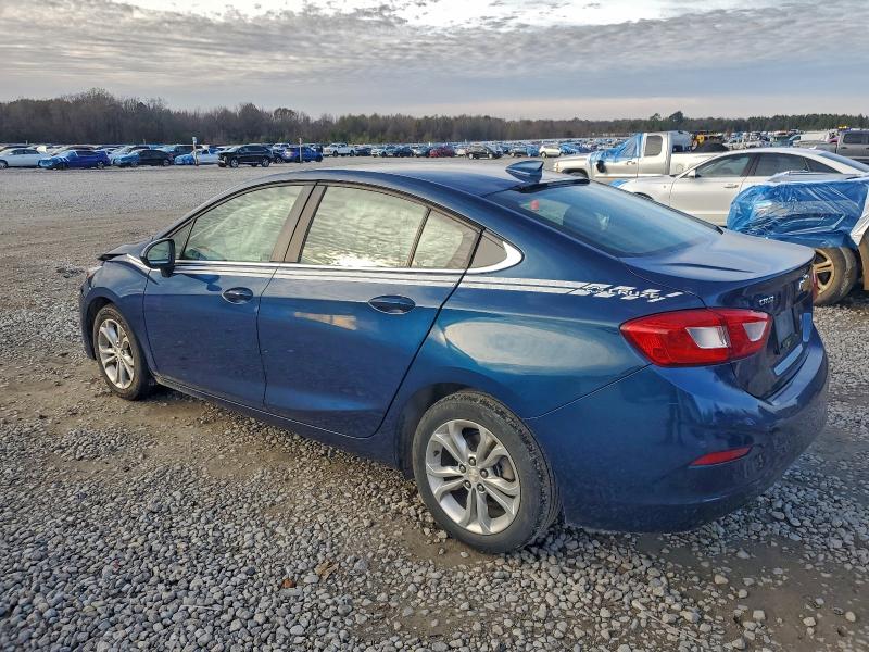 Фото 2 - CHEVROLET CRUZE