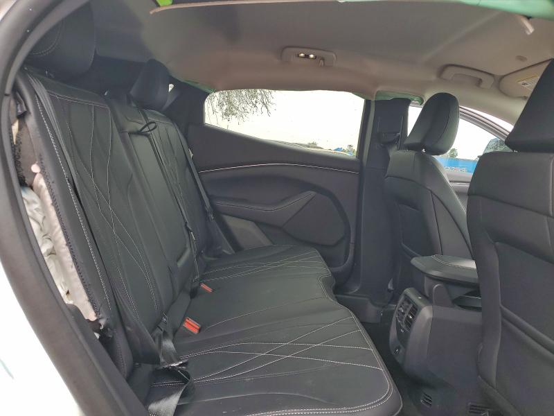 Фото 10 - FORD MUSTANG