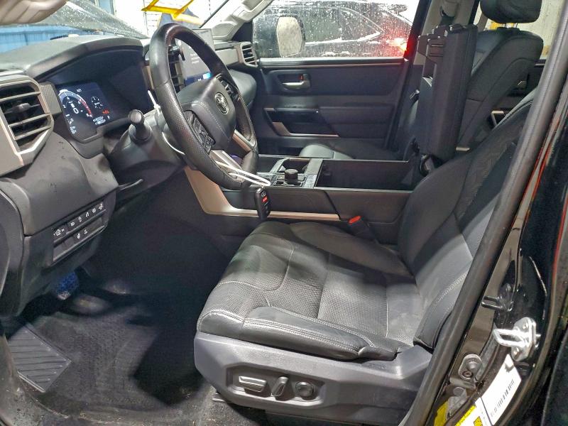 Фото 7 - TOYOTA TUNDRA