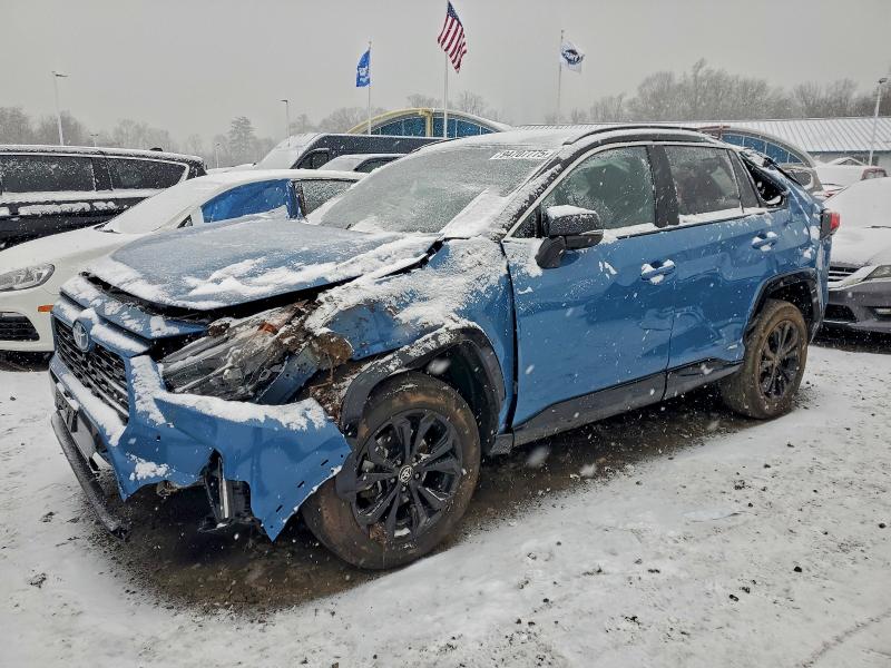 Фото 1 - TOYOTA RAV4