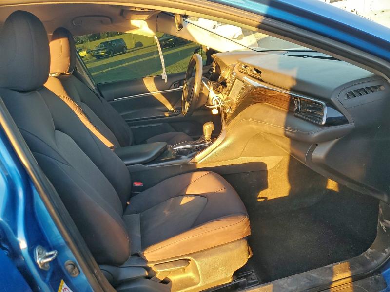 Фото 7 - TOYOTA CAMRY