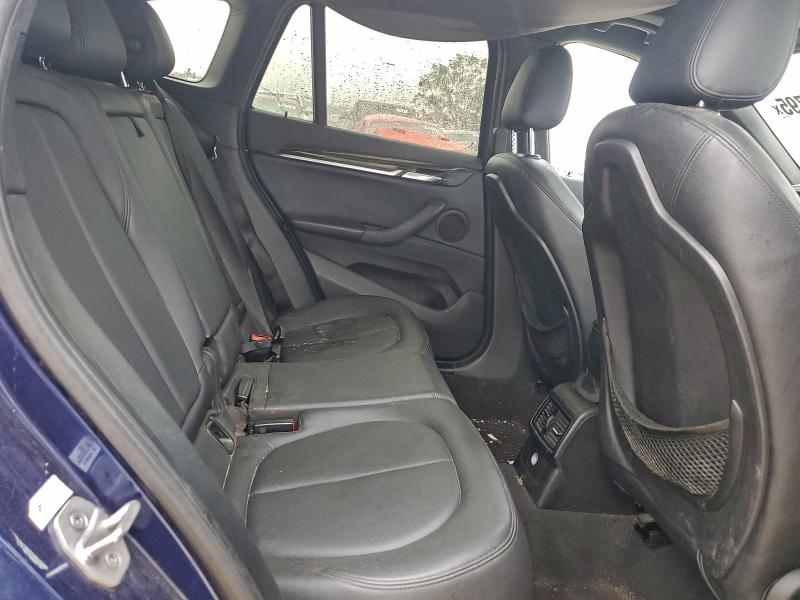 Фото 11 - BMW X1