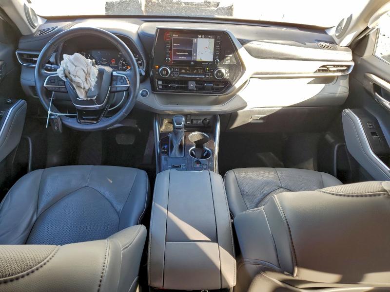 Фото 8 - TOYOTA HIGHLANDER