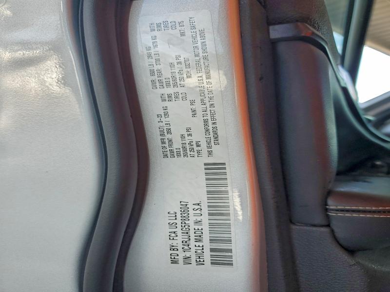 Фото 13 - JEEP GRAND CHER