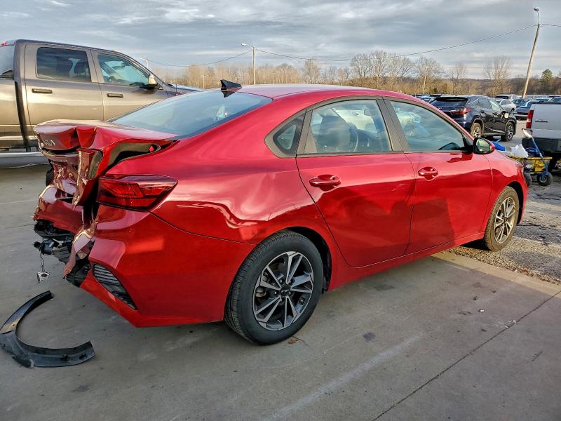 Фото 3 - KIA FORTE