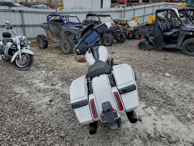 HARLEY-DAVIDSON FL 2024