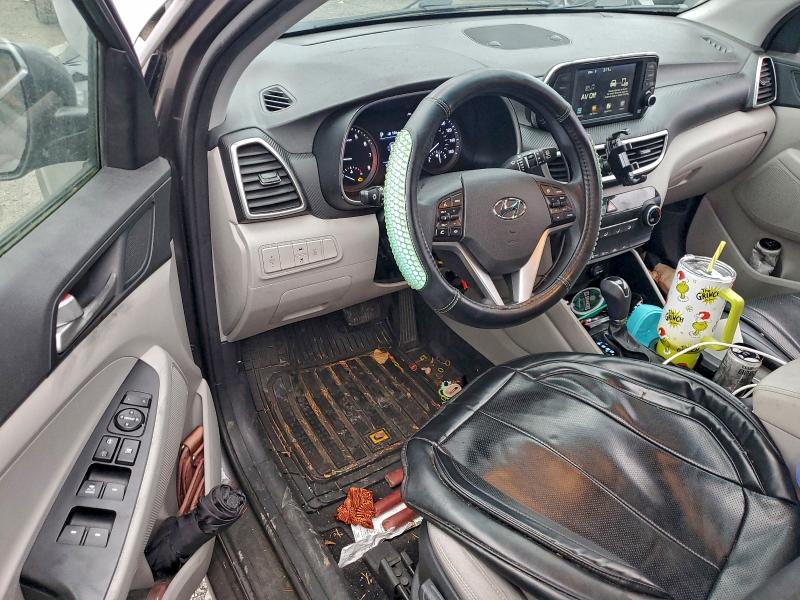 Фото 8 - HYUNDAI TUCSON