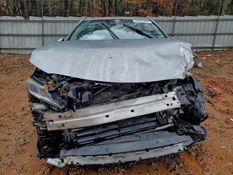 Фото 5 - TOYOTA CAMRY