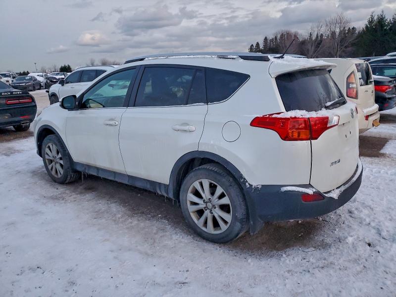 Фото 2 - TOYOTA RAV4