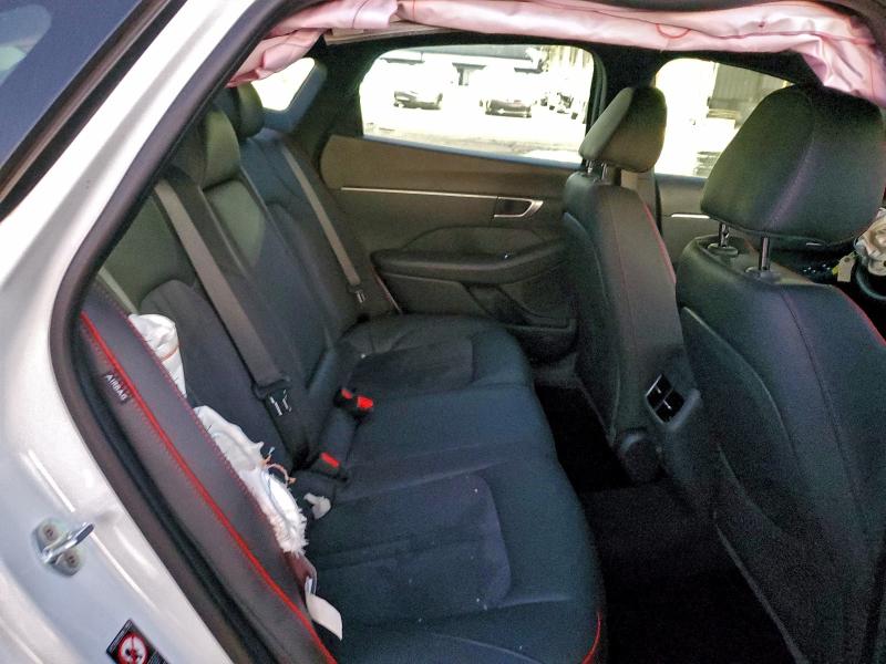 Фото 10 - HYUNDAI SONATA