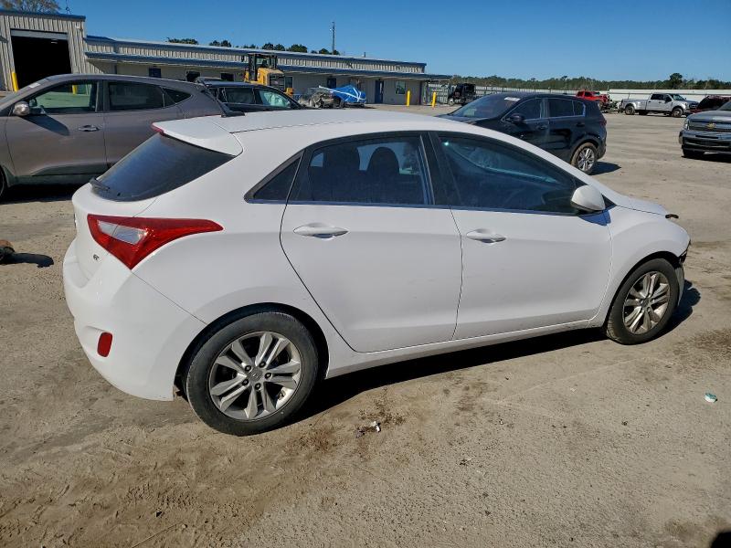HYUNDAI ELANTRA 2015 VIN KMHD35LH8FU242569