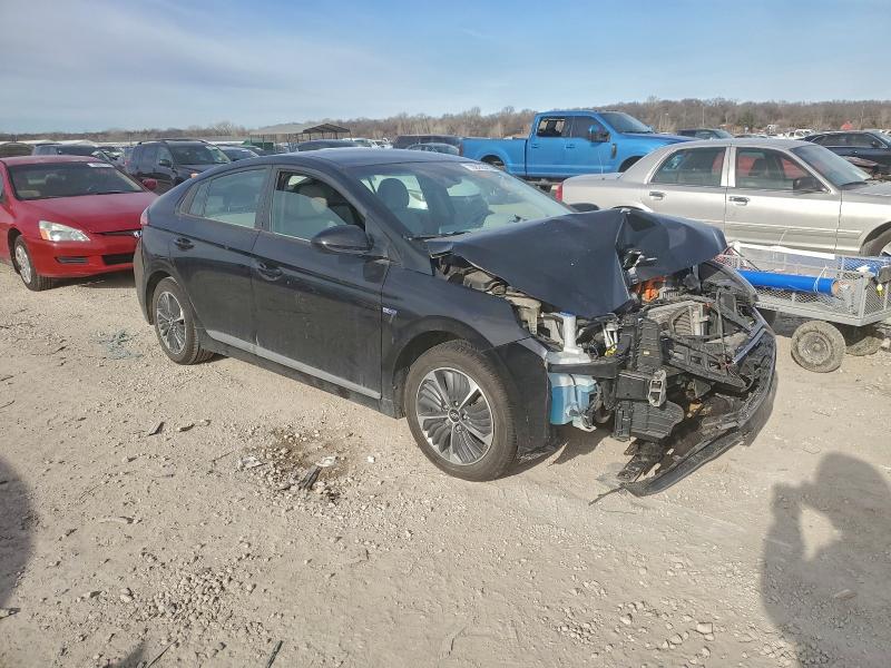 Фото 4 - HYUNDAI IONIQ