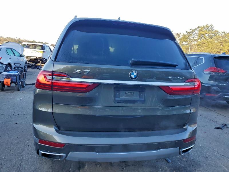 Фото 6 - BMW X7