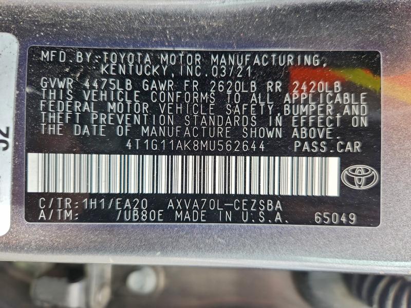 Фото 13 - TOYOTA CAMRY