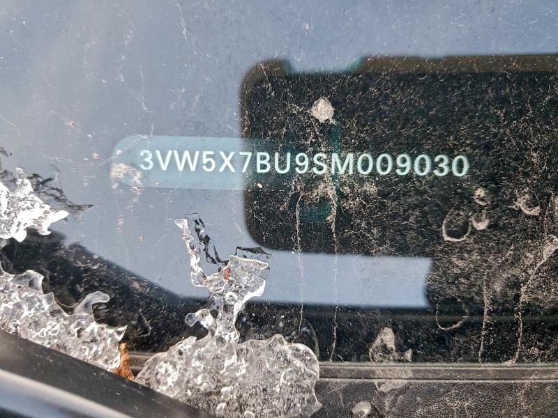 Фото 12 - VOLKSWAGEN JETTA