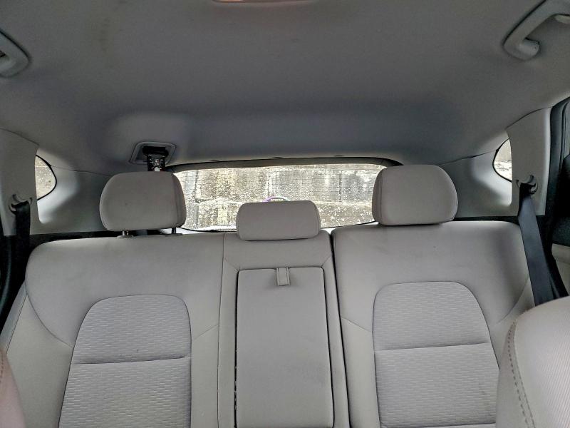 Фото 10 - HYUNDAI TUCSON