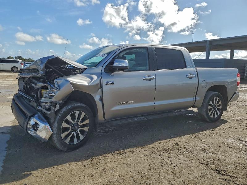 Фото 1 - TOYOTA TUNDRA