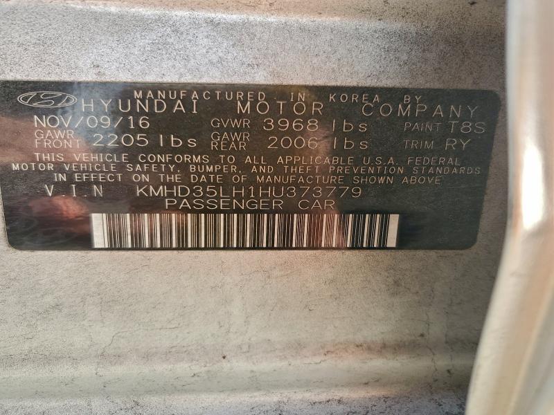 Фото 13 - HYUNDAI ELANTRA