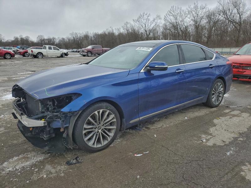 Фото 1 - HYUNDAI GENESIS