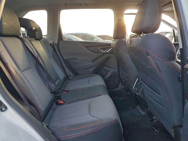 Фото 11 - SUBARU FORESTER