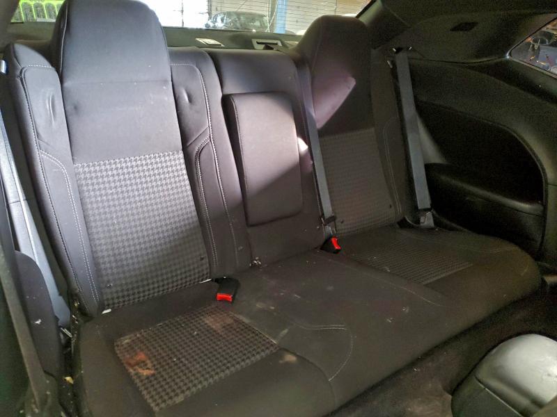 Фото 10 - DODGE CHALLENGER