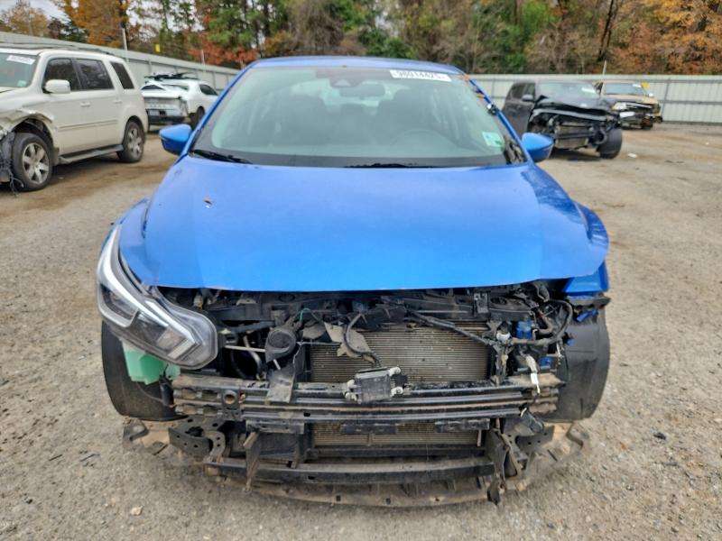 Фото 5 - NISSAN VERSA