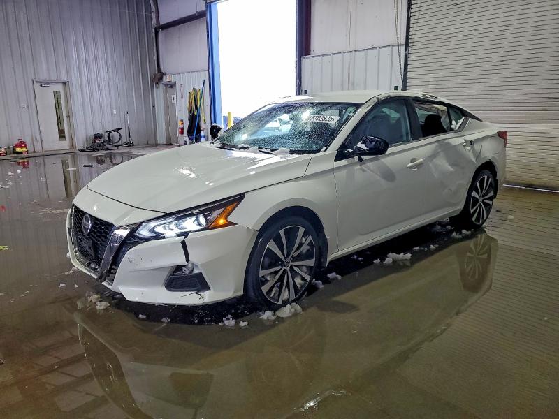 Фото 1 - NISSAN ALTIMA