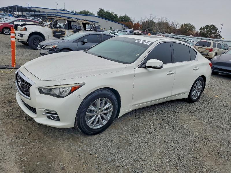 Фото 1 - INFINITI Q50