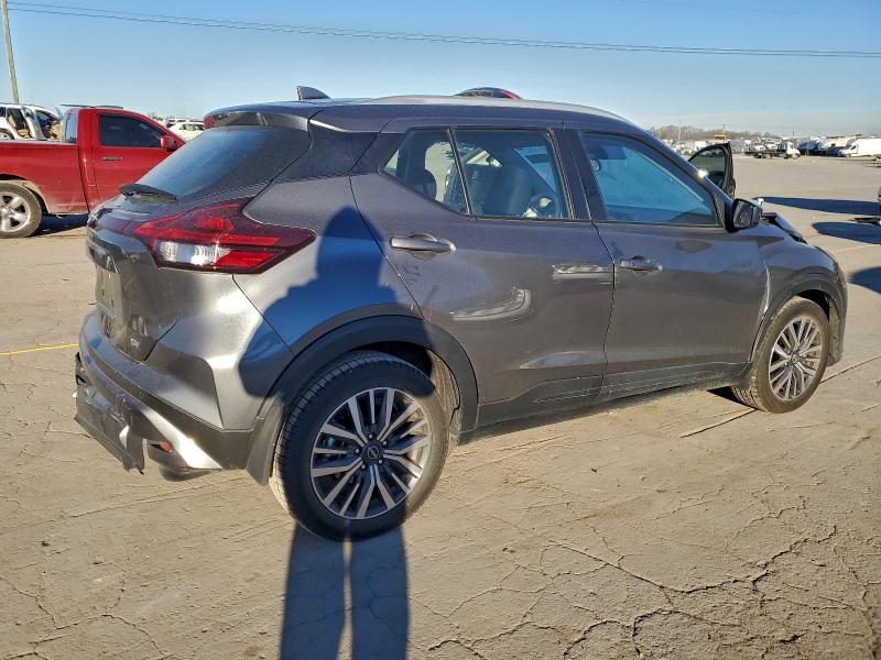 Фото 3 - NISSAN KICKS