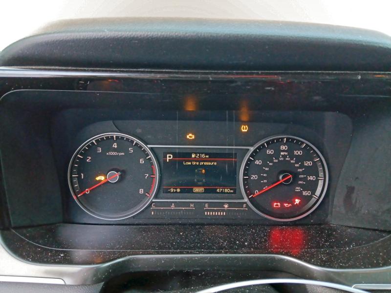 Фото 9 - KIA SORENTO