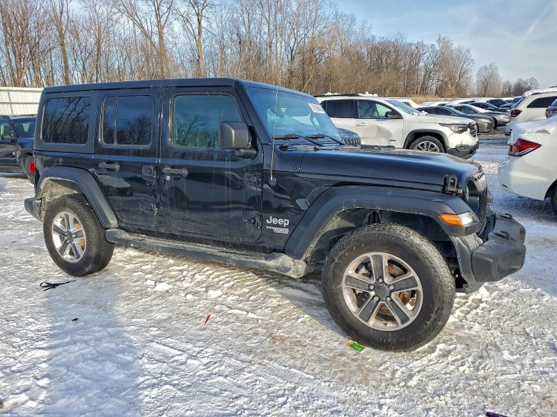 Фото 4 - JEEP WRANGLER