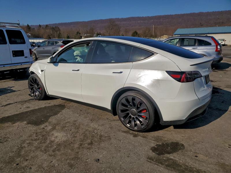 Фото 2 - TESLA MODEL Y