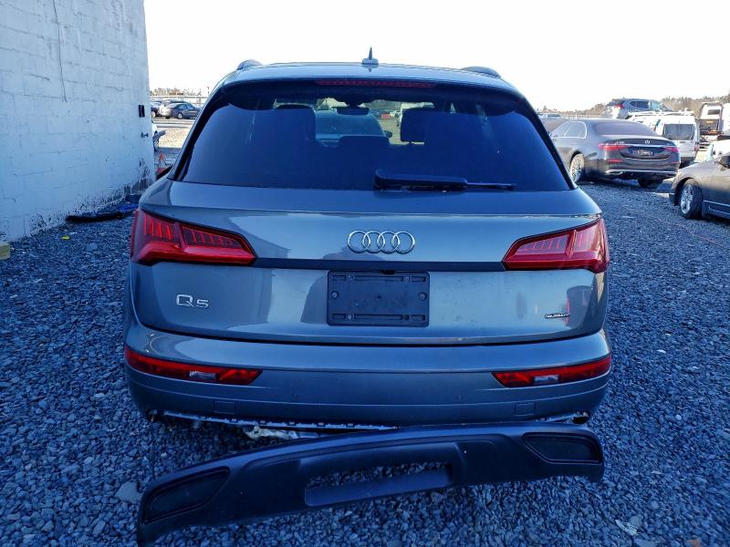 Фото 6 - AUDI Q5