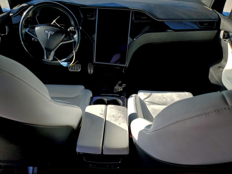 Фото 8 - TESLA MODEL X