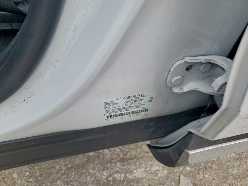 Фото 13 - FORD EXPLORER