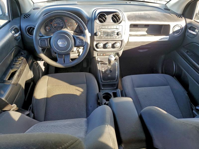 Фото 8 - JEEP COMPASS