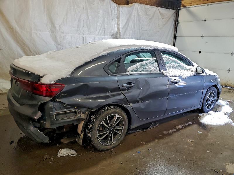 Фото 3 - KIA FORTE