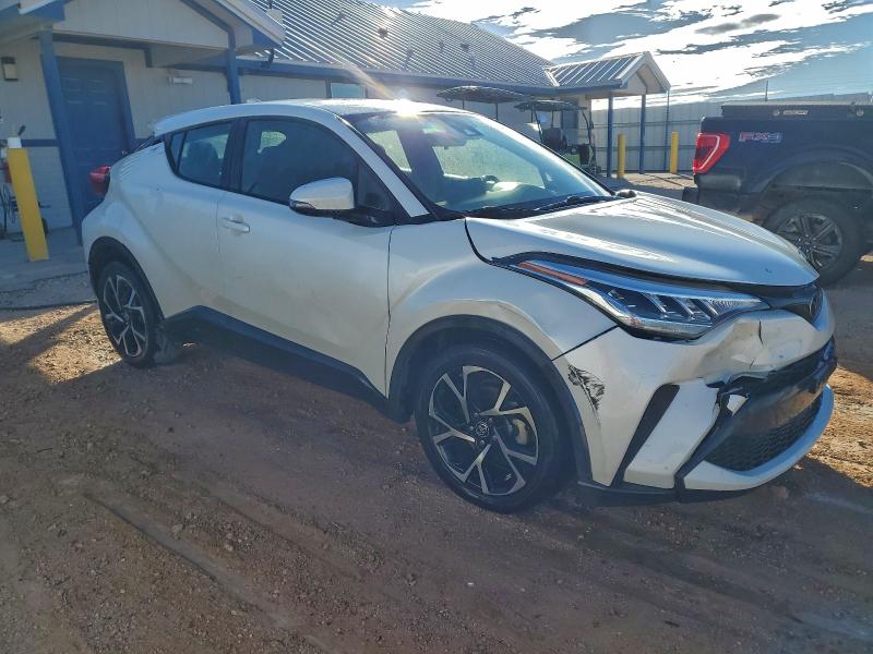 Фото 4 - TOYOTA C-HR
