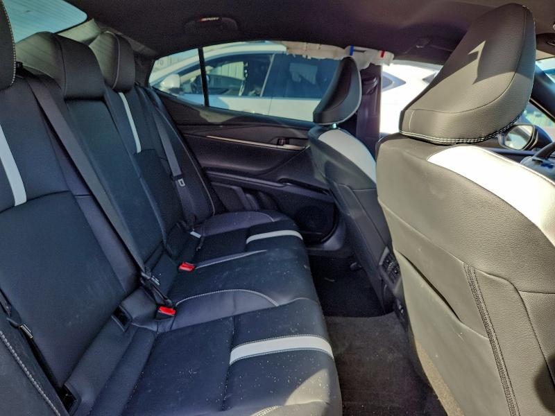 Фото 10 - TOYOTA CAMRY