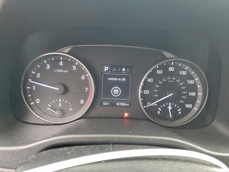 Фото 9 - HYUNDAI ELANTRA