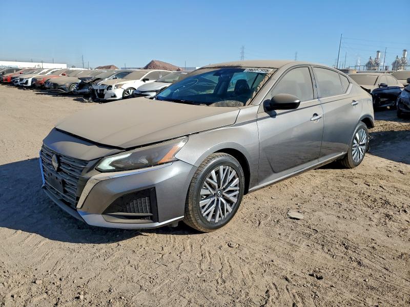 Фото 1 - NISSAN ALTIMA