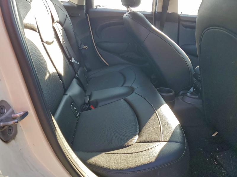 Фото 10 - MINI COOPER