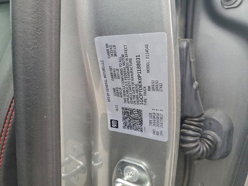 Фото 12 - CHEVROLET COLORADO